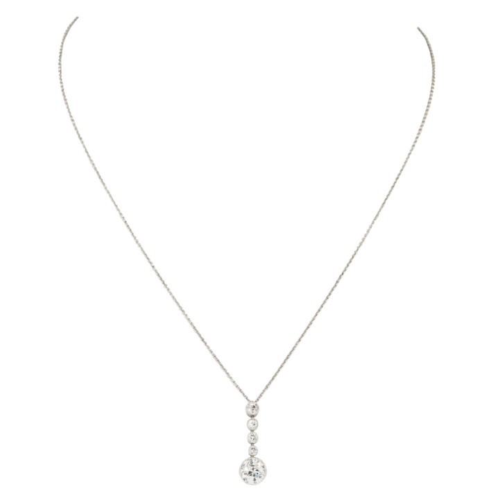 Art Déco zierliches Collier mit Altschliffdiamanten,  