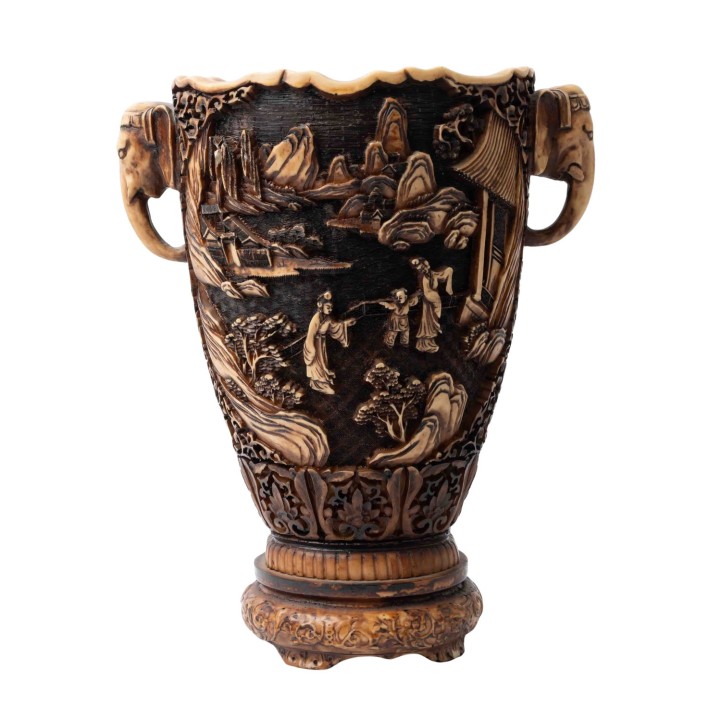 Vase aus Bakelit. CHINA, 1920er/30er Jahre.  