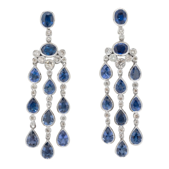 Extravagante Ohrhänger mit Saphir-Tropfen zus. 16,65 ct. und Brillanten zus. 23,92 ct, 