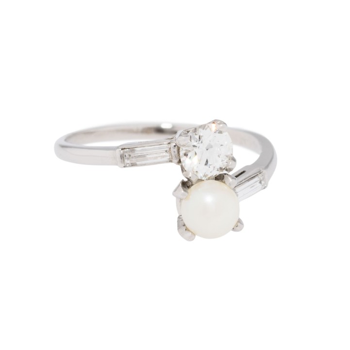 Ring mit Altschliffdiamant und Zuchtperle,  