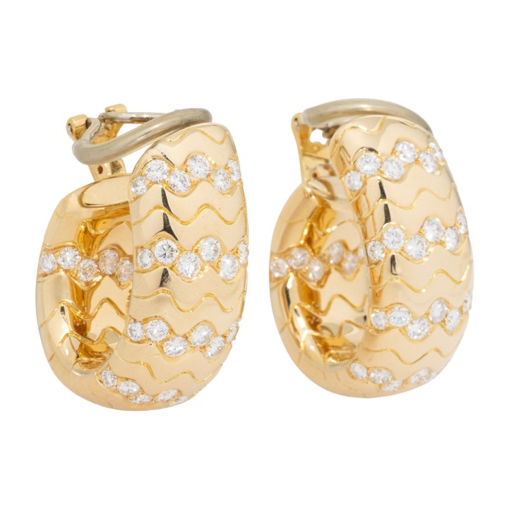 Ohrclips mit Brillanten von zus. ca. 4,2 ct,  
