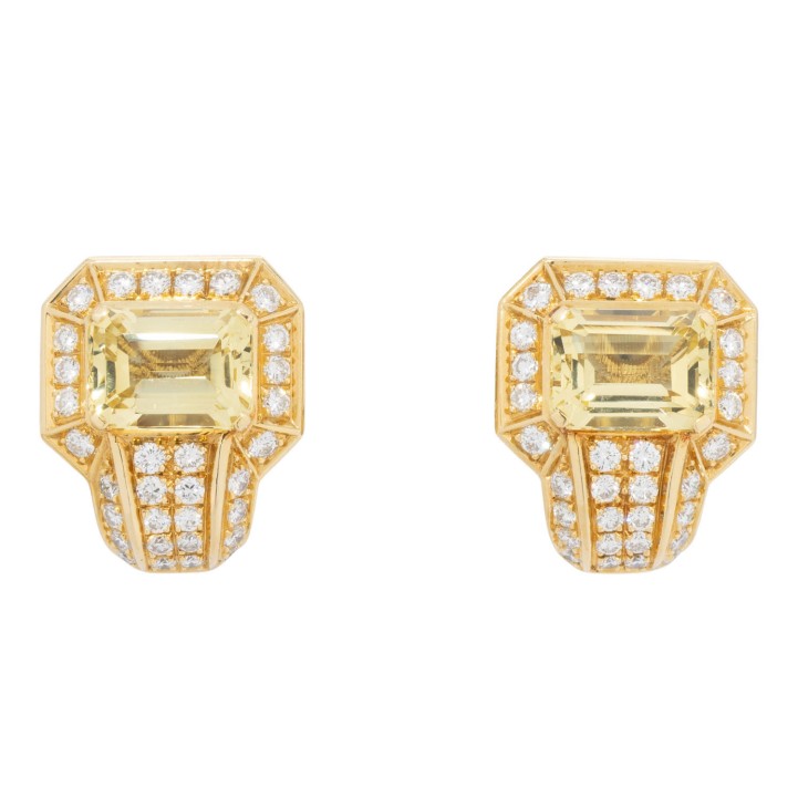 Ohrclips mit Heliodor und Brillanten zus. ca. 1,5 ct,  