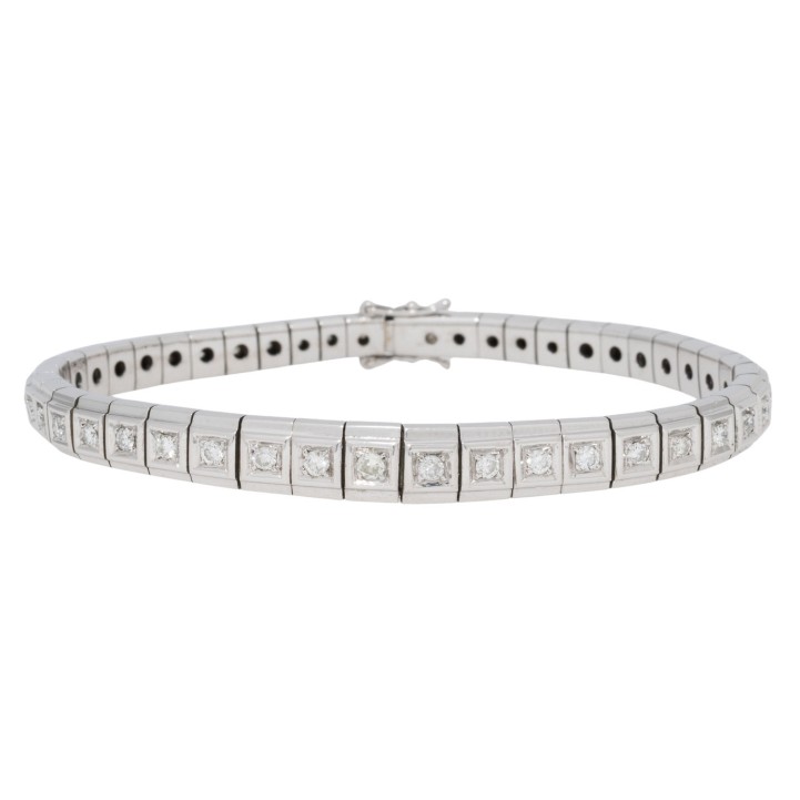 Armband, leicht verlaufend und besetzt mit Brillanten 