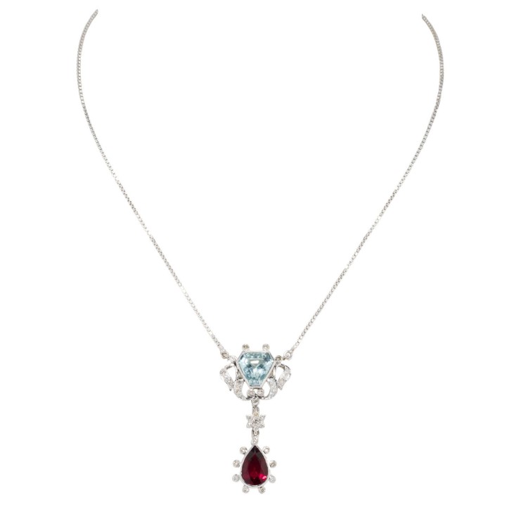 Collier mit Aquamarin 3,0 ct., Rubellit-Tropfen 2,6 ct. und Brillanten zus. 0,56 ct. 