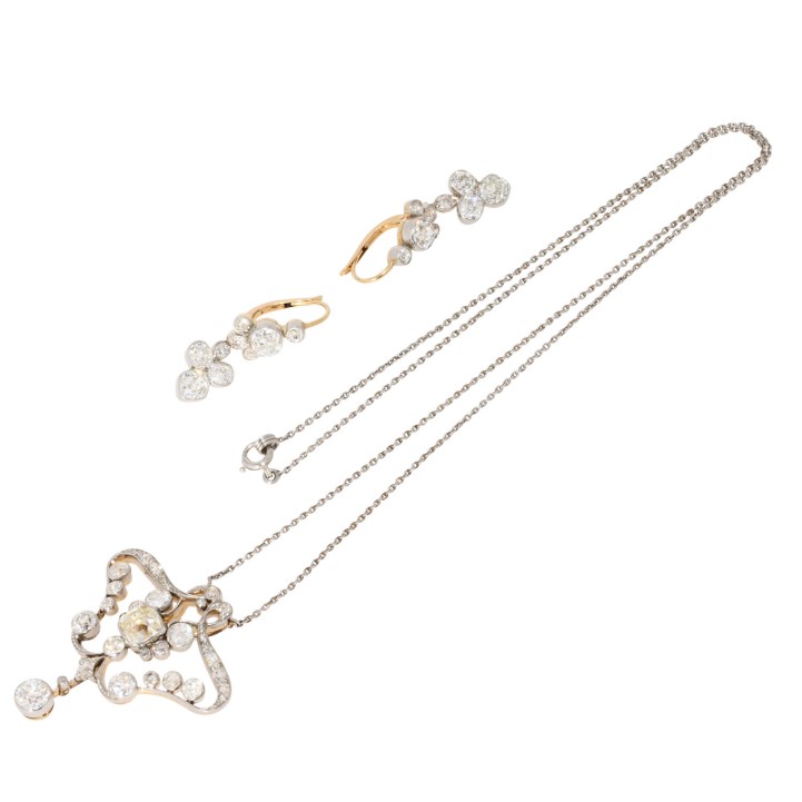 Elegantes antikes Set aus Collier und Ohrhängern mit Altschliff-Diamanten zus. ca. 10,00 ct.  