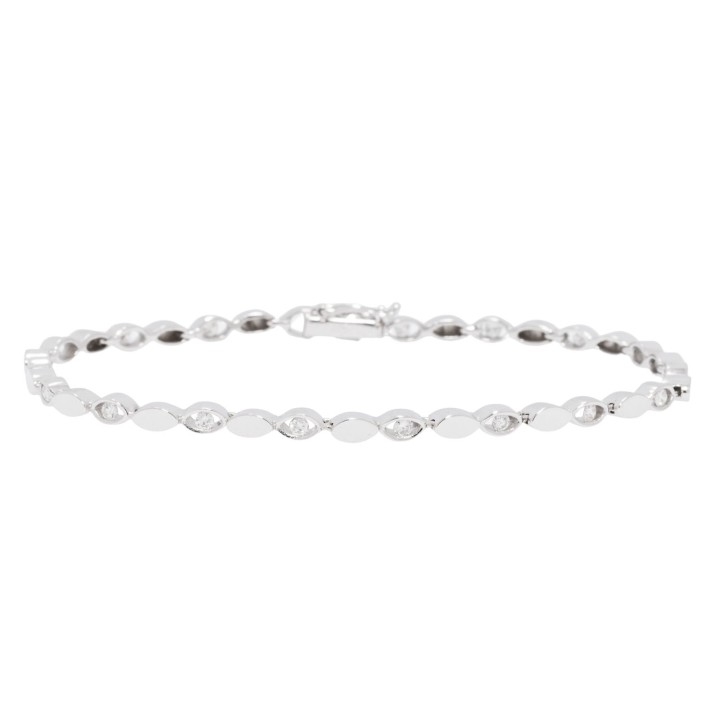 Armband mit 17 Brillanten, 