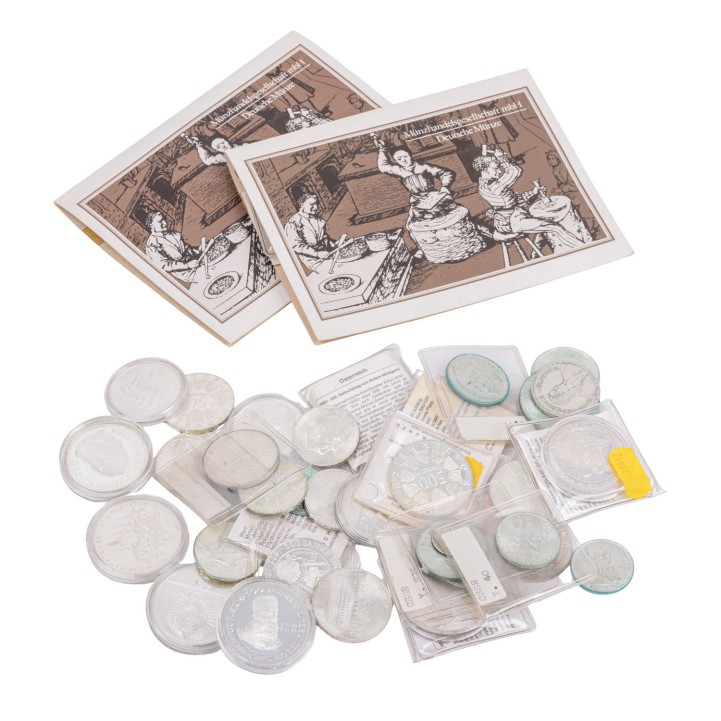 Alle Welt/SILBER – Konvolut mit insg. ca. 420g fein, 