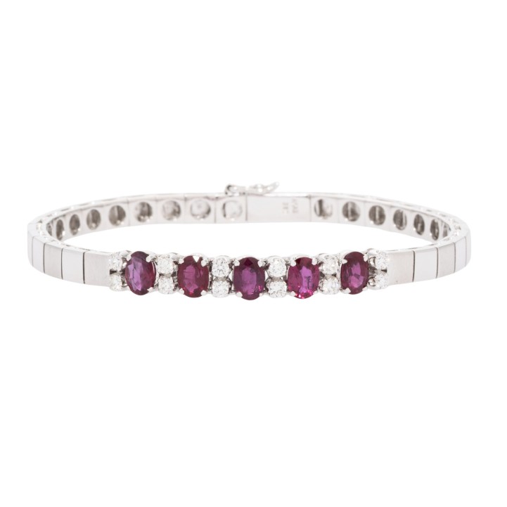 Armband mit Rubinen und Brillanten zus. ca. 0,24 ct,  