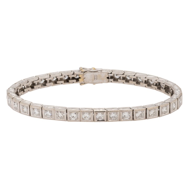 Hochwertiges Rivière-Armband mit 34 Brillanten  