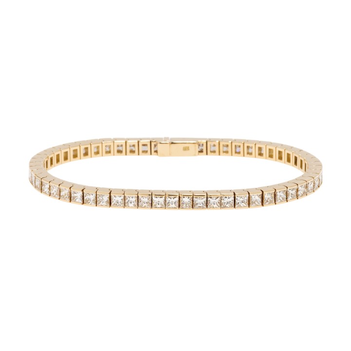 Tennisarmband mit 56 Diamanten zus. ca. 8,8 ct, 
