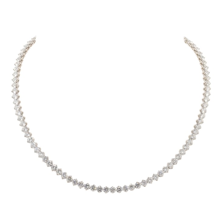 Hochfeines Riviere-Collier mit 100 Brillanten zus. ca. 19,94 ct, 
