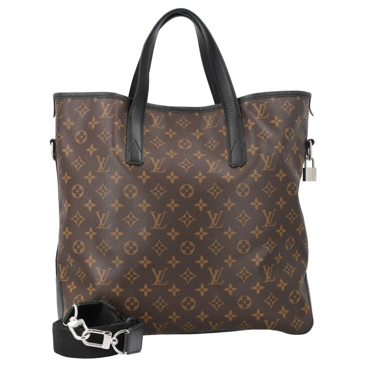 LOUIS VUITTON Tote Bag 'DAVIS'. 