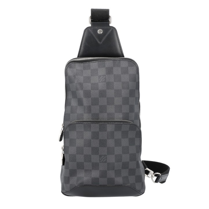 LOUIS VUITTON Umhängetasche 'AVENUE SLINGBAG'. 