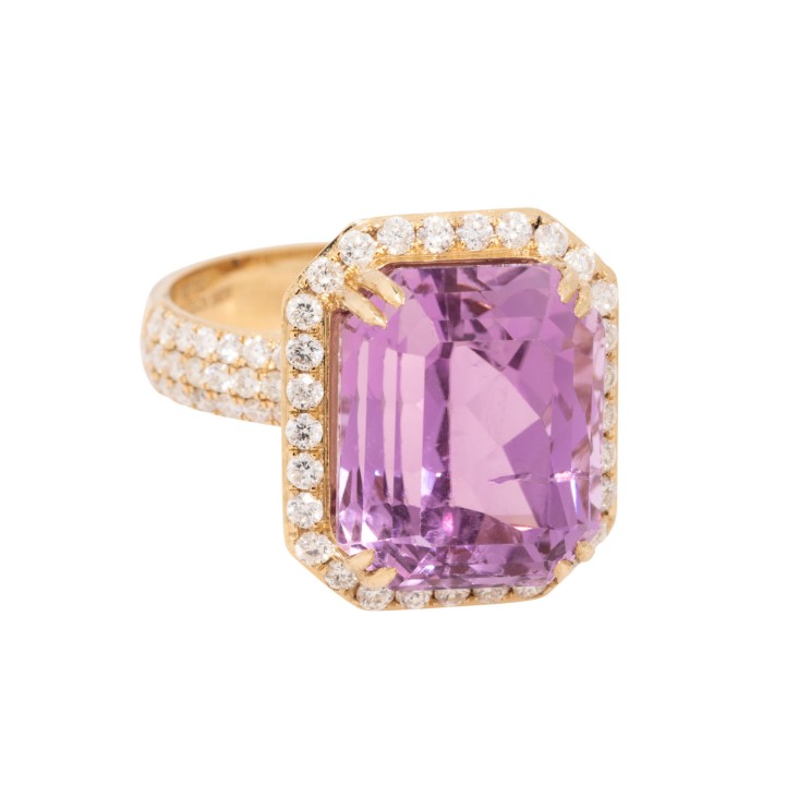 Ring mit pinken Kunzit 12,15 ct  