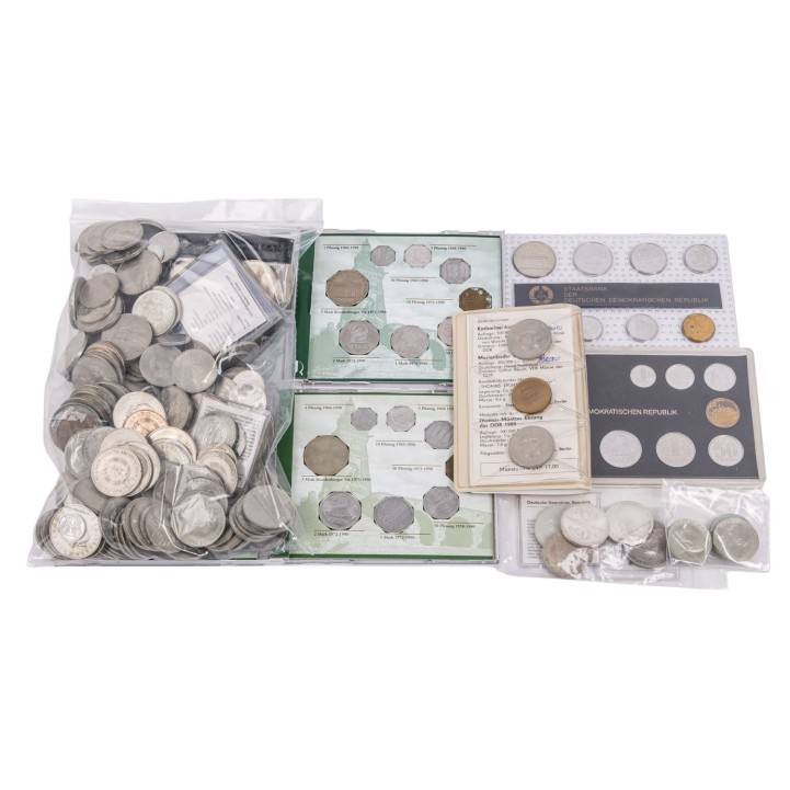 DDR - Konvolut aus Kupfer-Nickel, Aluminium und Silbermünzen, 