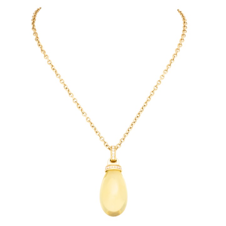 Markanter Anhänger mit feinem Goldberyll-Tropfen 56,40 ct. und Brillanten  