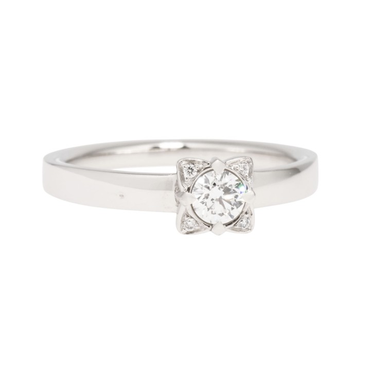 BULGARI Vintage Ring mit Brillanten von zus. ca. 0,15 ct,  
