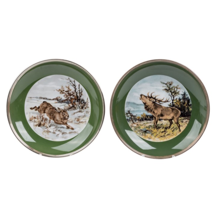 Paar Teller mit Jagdmotiv. KAISER,  