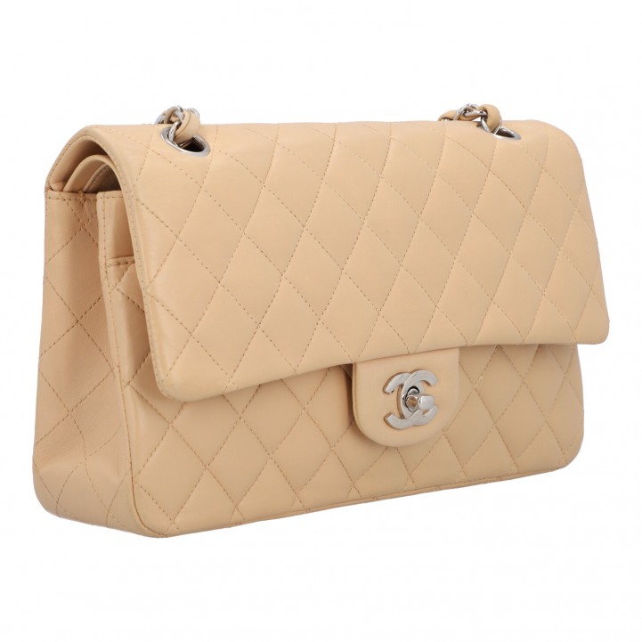 EPPLI, CHANEL shoulder bag 'CLASSICAL BAG', coll.: 2010-2011, current NP.:  9.700,-€.