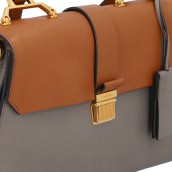 morepic-7