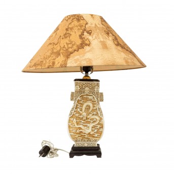 Tischleuchte im chinesischen Stil,